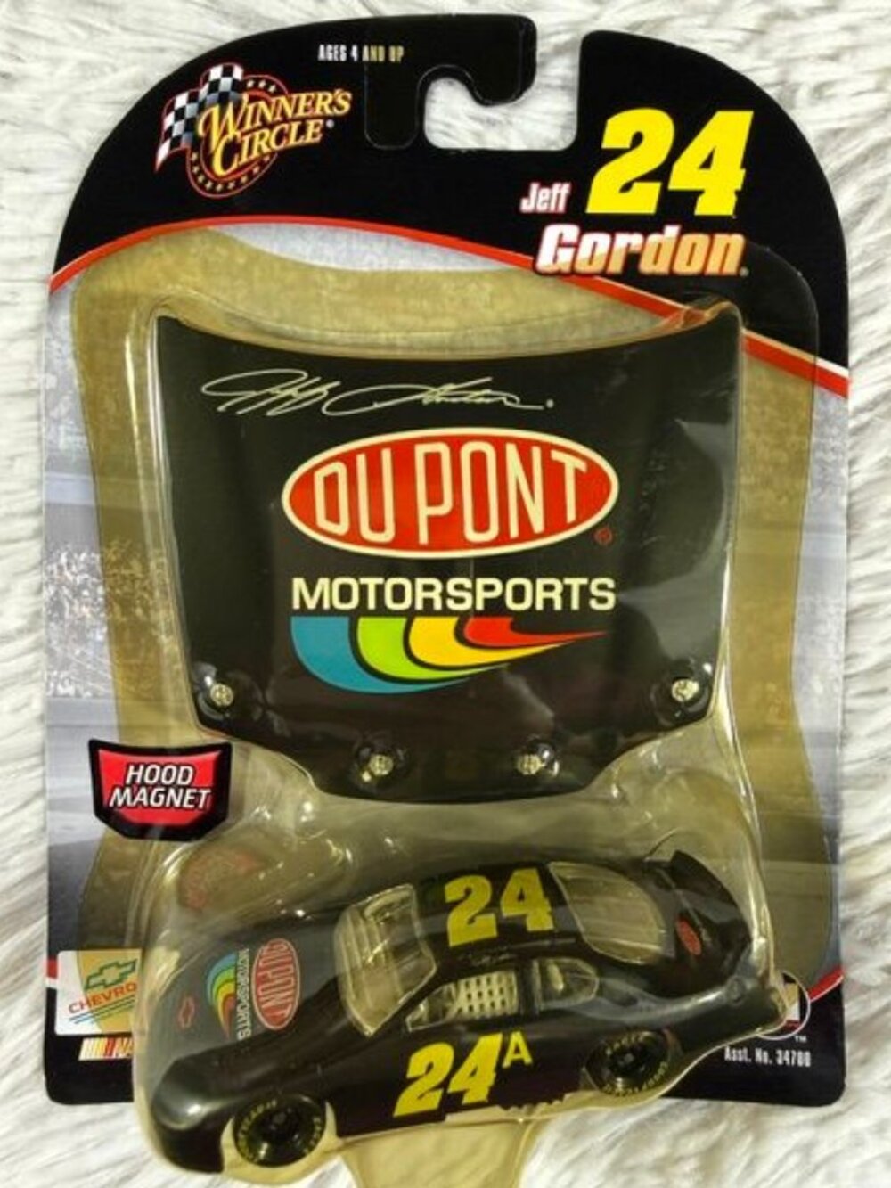 Vintage Winner's Circle Jeff Gordon Black 1/64 Scale Die Cast Car w/ Hood Magnet